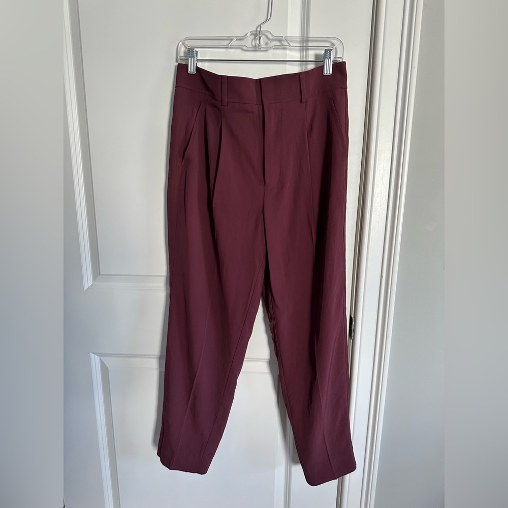 Everlane Way High Tapered Pant ✨